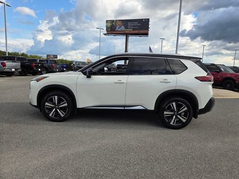 Used 2021 Nissan Rogue SL w/ Premium Package FWD image 4