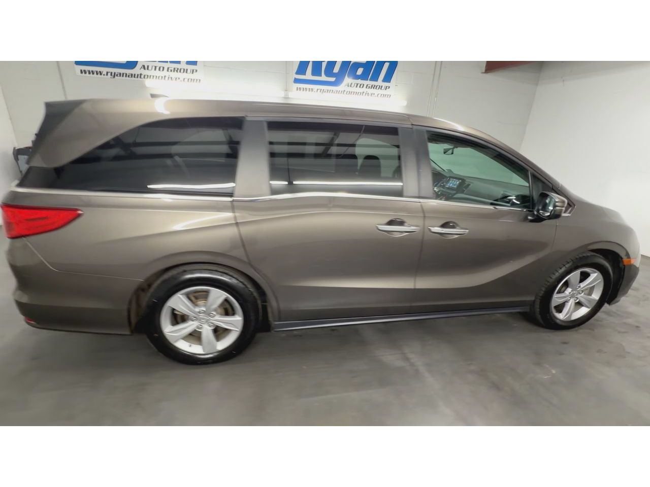 Used 2019 Honda Odyssey EX-L image 9
