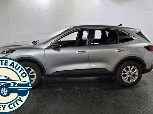 Used 2024 Ford Escape Active w/ Tech Pack #1 image 4