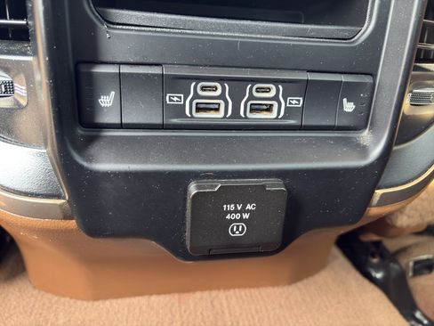 Used 2022 RAM 3500 Limited AWD/4WD image 14