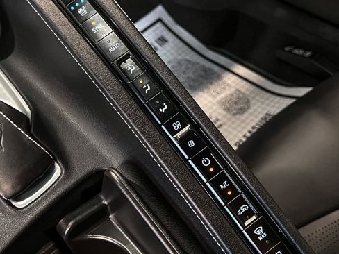 Used 2020 Chevrolet Corvette Stingray w/ 2LT Preferred Equipment Group image 73