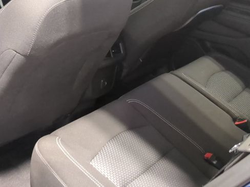 Used 2023 GMC Terrain SLE w/ Driver Convenience Package FWD image 22