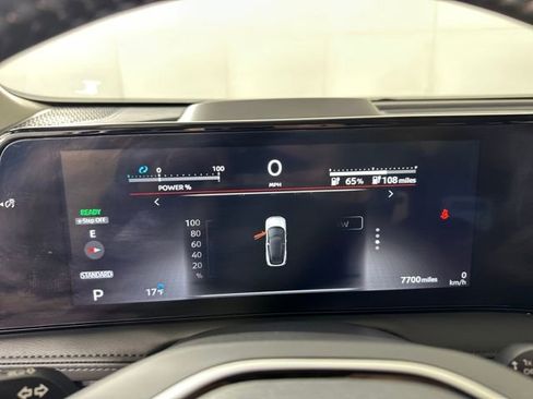 Used 2023 Nissan Ariya AWD image 17