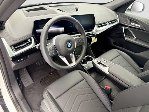 New 2026 BMW X1 xDrive28i w/ Technology Package AWD/4WD image 9