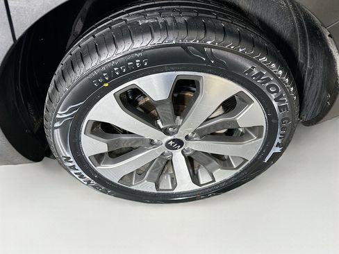 Used 2021 Kia Telluride S image 11