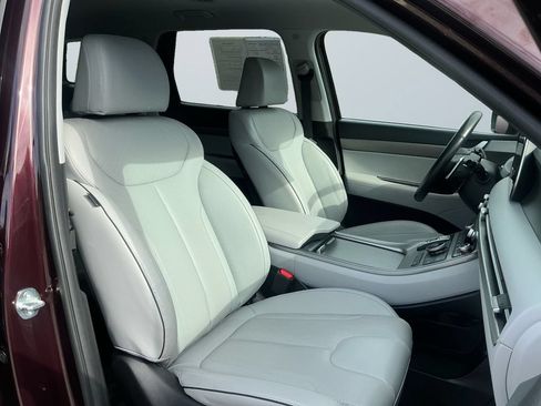 Used 2024 Hyundai Palisade SEL FWD image 16