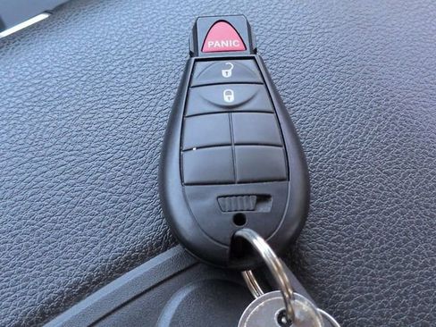 Used 2012 RAM 1500 Big Horn image 31