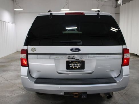 Used 2017 Ford Expedition XLT w/ Equipment Group 201A AWD/4WD image 7