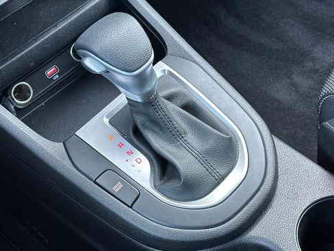 Used 2023 Kia Forte LXS w/ LXS Technology Package image 18