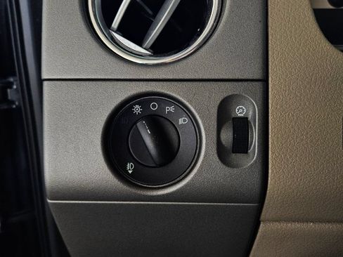 Used 2007 Ford F150 King Ranch AWD/4WD image 15