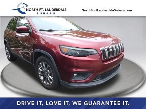 Used 2019 Jeep Cherokee Latitude Plus FWD image 1