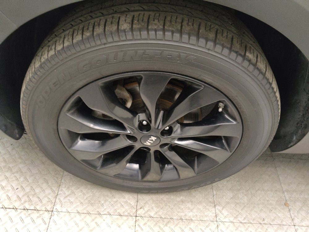 Used 2020 Kia Sorento EX AWD/4WD image 31