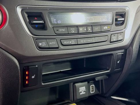 Used 2023 Honda Passport EX-L image 17
