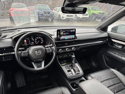 Used 2025 Honda CR-V Sport Touring image 11