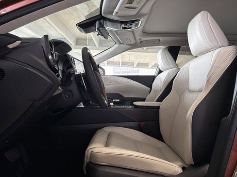 Certified 2026 Lexus RX 350 w/ Convenience Package image 9