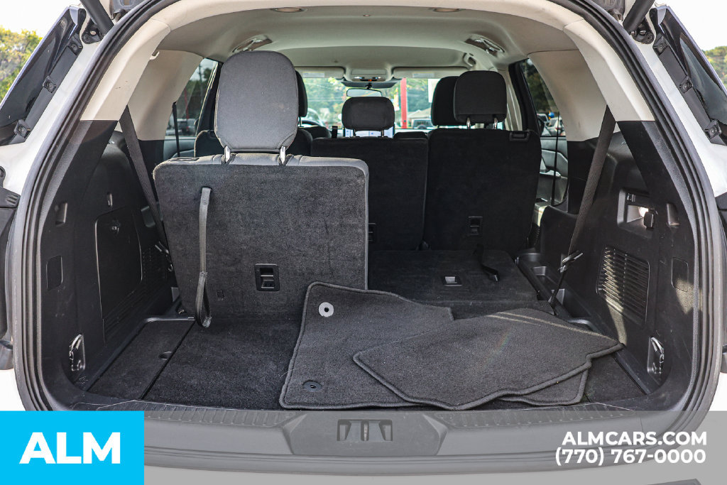 Used 2025 Ford Explorer Active RWD image 23