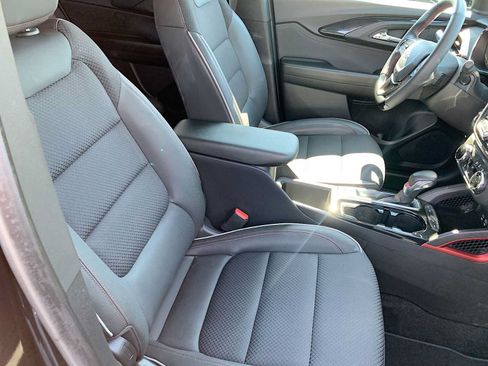 Certified 2023 Chevrolet TrailBlazer RS w/ Convenience Package AWD/4WD image 25
