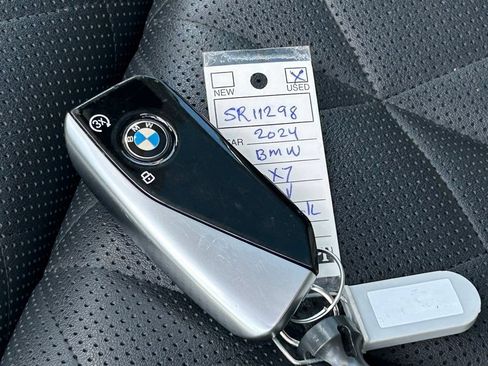 Used 2024 BMW X7 xDrive40i AWD/4WD image 61