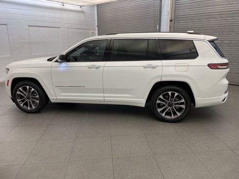 Used 2021 Jeep Grand Cherokee L Overland w/ Luxury Tech Group IV AWD/4WD image 8
