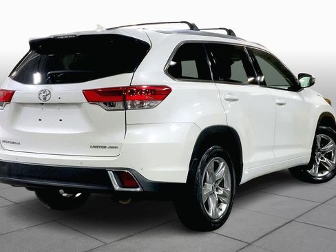 Used 2019 Toyota Highlander Limited image 24