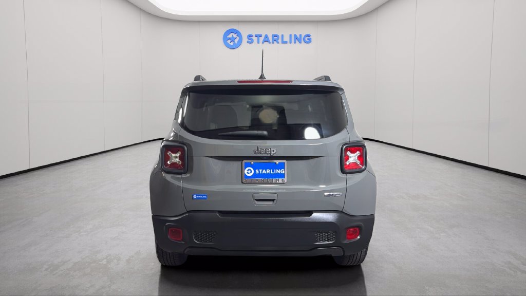 Used 2021 Jeep Renegade Latitude FWD image 7