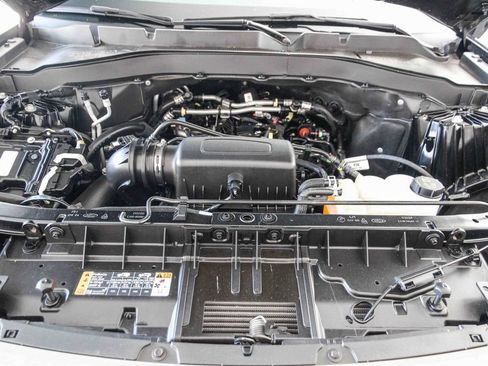 Used 2023 Ford Explorer XLT w/ Equipment Group 202A RWD image 29