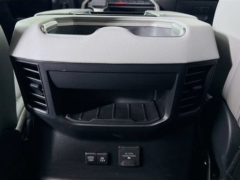 Certified 2025 Toyota Tundra Limited AWD/4WD image 27