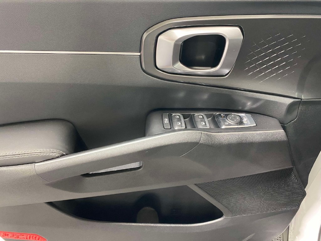 New 2026 Kia Sorento S FWD image 18