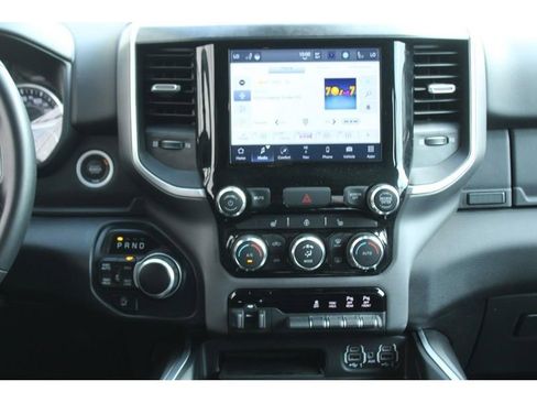 Used 2022 RAM 1500 Big Horn AWD/4WD image 17