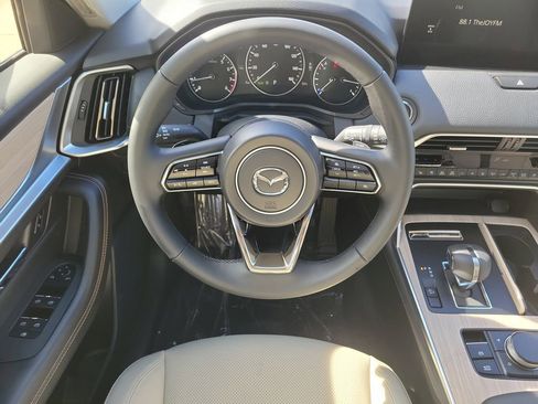New 2026 MAZDA CX-90 3.3 Turbo w/ Preferred Package AWD/4WD image 18