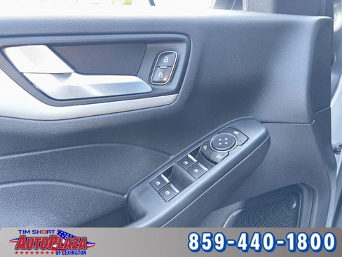 Used 2022 Ford Escape SEL image 21