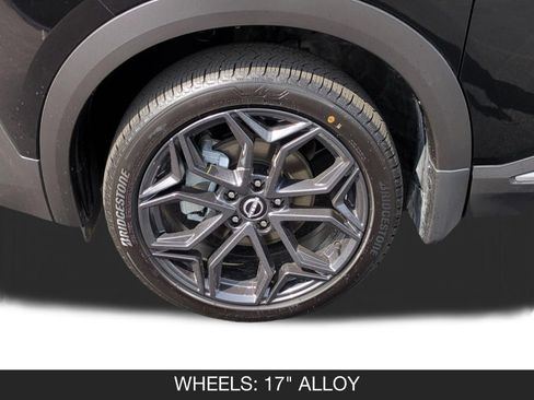 New 2026 Nissan Kicks SR FWD image 11