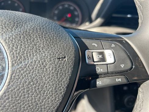 Used 2022 Volkswagen Passat 2.0T SE image 12