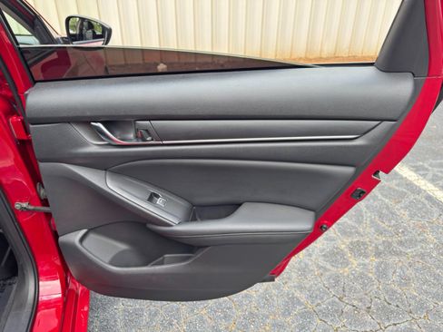 Used 2021 Honda Accord Sport Special Edition image 40