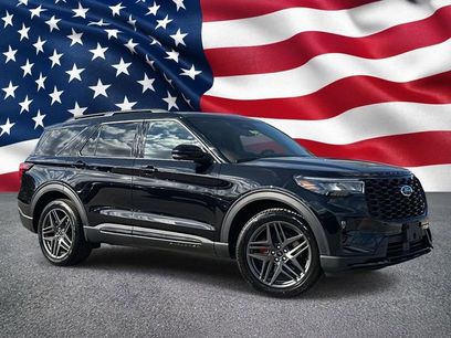 New 2026 Ford Explorer ST w/ Sun And Sound Package