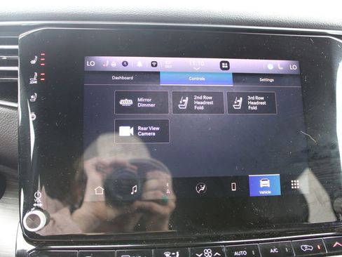 Used 2024 Jeep Wagoneer Series II image 57