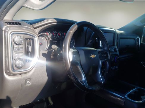 Used 2022 Chevrolet Silverado 2500 LTZ w/ LTZ Plus Package image 11