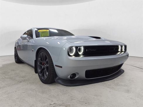 Used 2021 Dodge Challenger R/T Scat Pack image 7