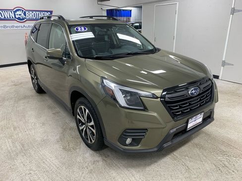 Used 2023 Subaru Forester Limited image 10