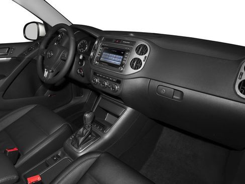 Used 2016 Volkswagen Tiguan S AWD/4WD image 21