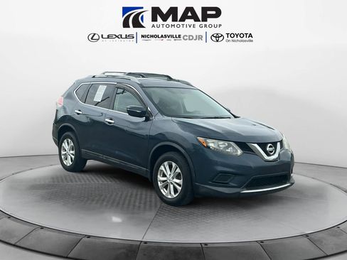 Used 2015 Nissan Rogue SV w/ SV Moonroof Package AWD/4WD image 7