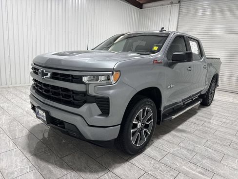 Used 2023 Chevrolet Silverado 1500 RST w/ Z71 Off-Road Package AWD/4WD image 1