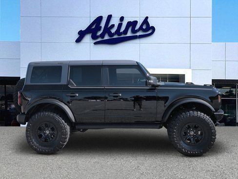 Used 2024 Ford Bronco Wildtrak AWD/4WD image 1