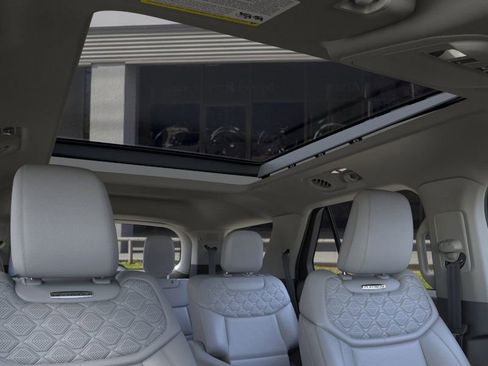 New 2026 Ford Explorer Platinum w/ LUX Leather Package image 22