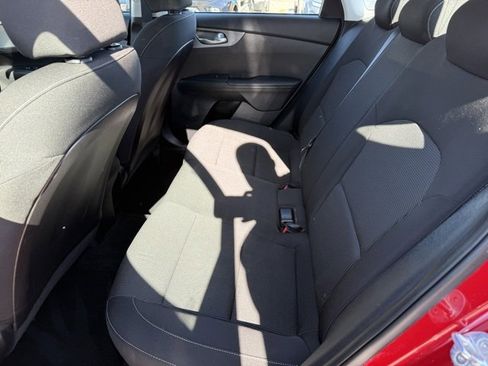 Used 2021 Kia Forte LXS image 11