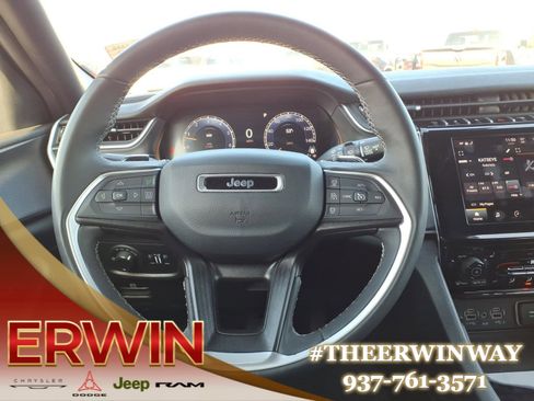 Certified 2024 Jeep Grand Cherokee L Laredo image 17