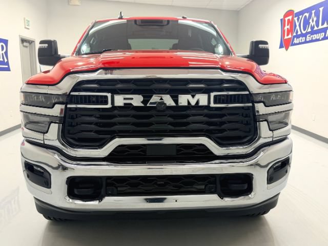 Used 2026 RAM 2500 Big Horn AWD/4WD image 2