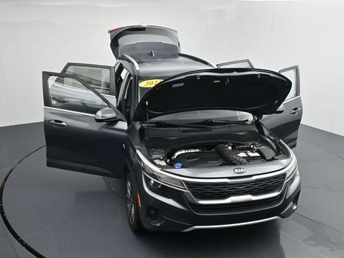 Used 2021 Kia Seltos S AWD/4WD image 44