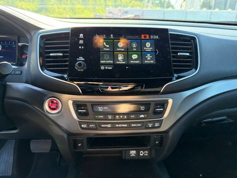 Used 2022 Honda Pilot Sport image 12