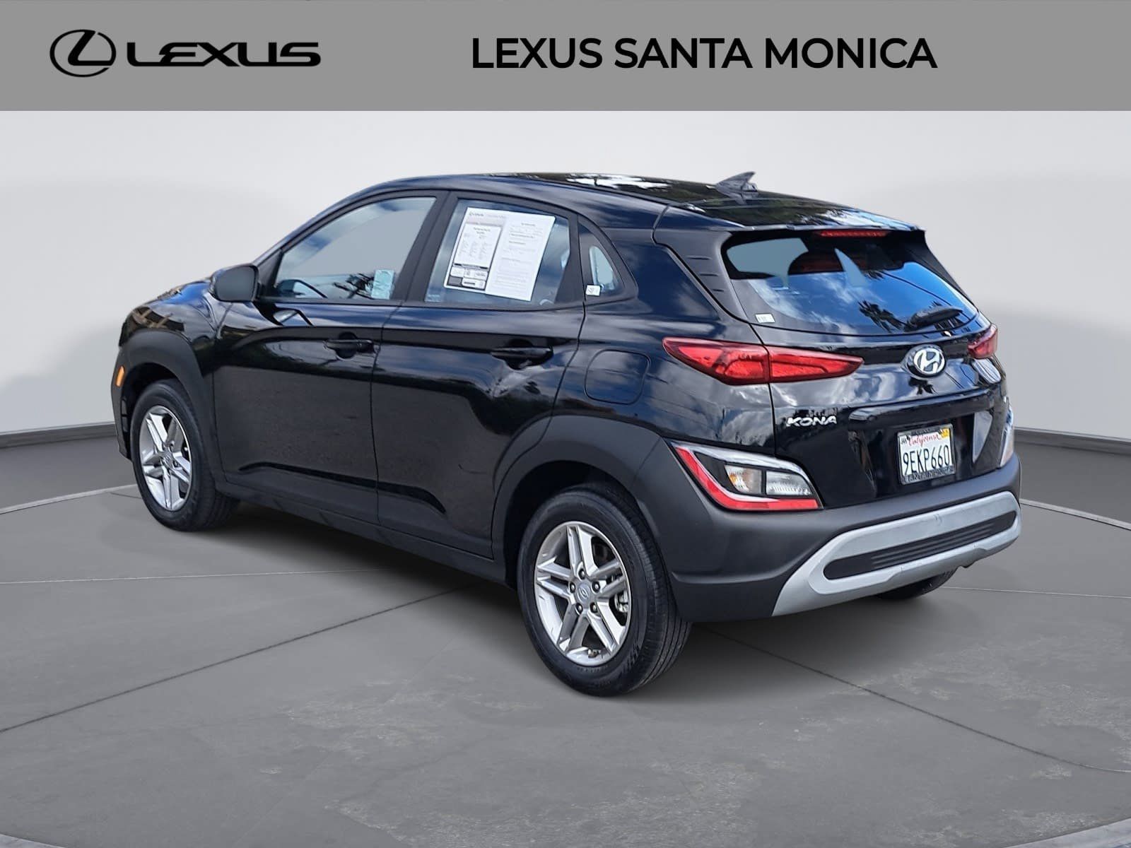 Used 2023 Hyundai Kona SE w/ Cargo Package AWD/4WD image 7